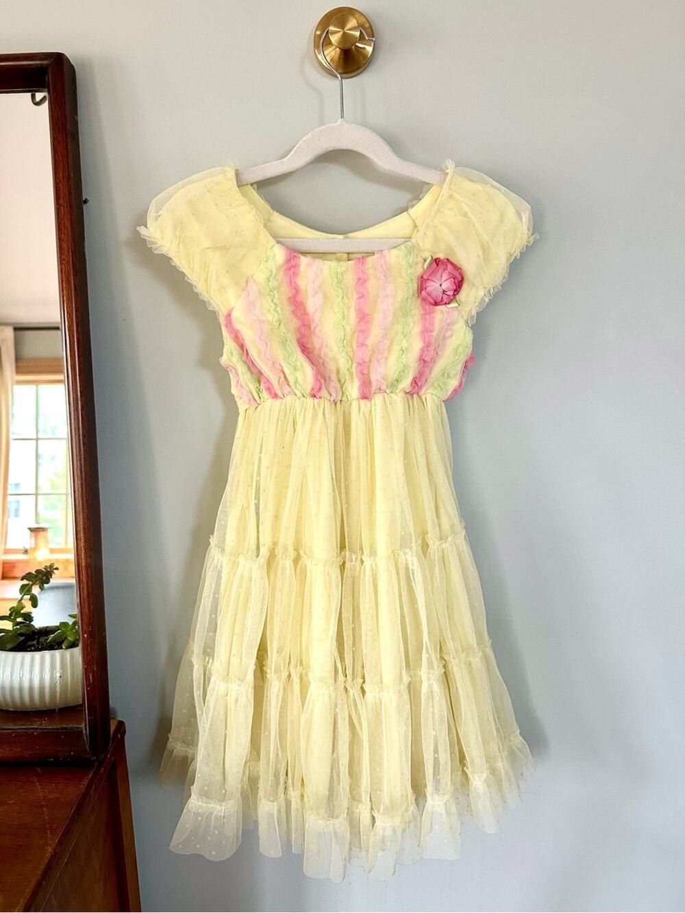 Jona Michelle Girls Size 6 Yellow Tulle Fairy Party Flower Girl Dress